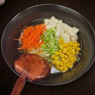 R4 Veggie Ramen
